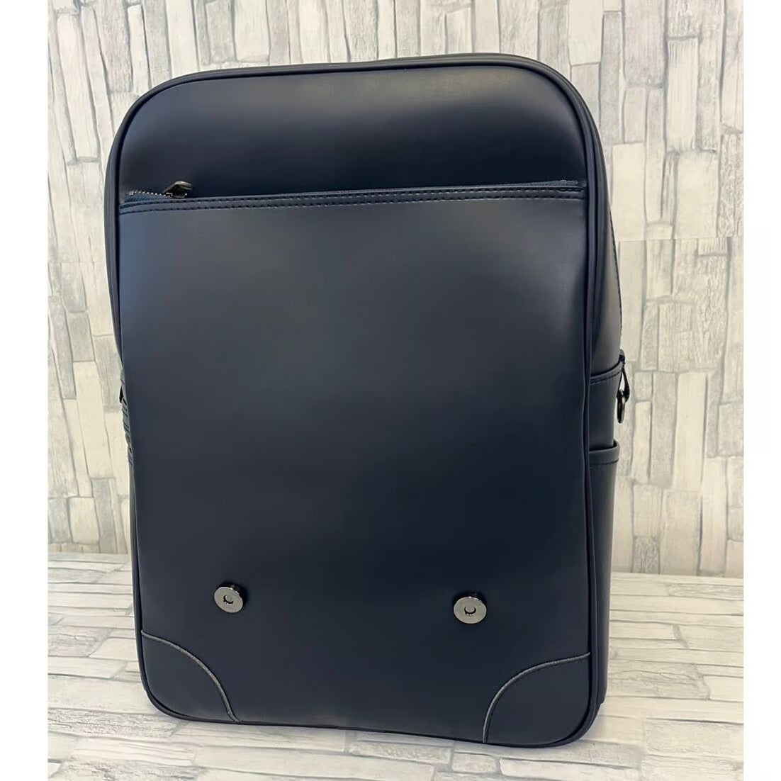 MITTAG　コントラスト